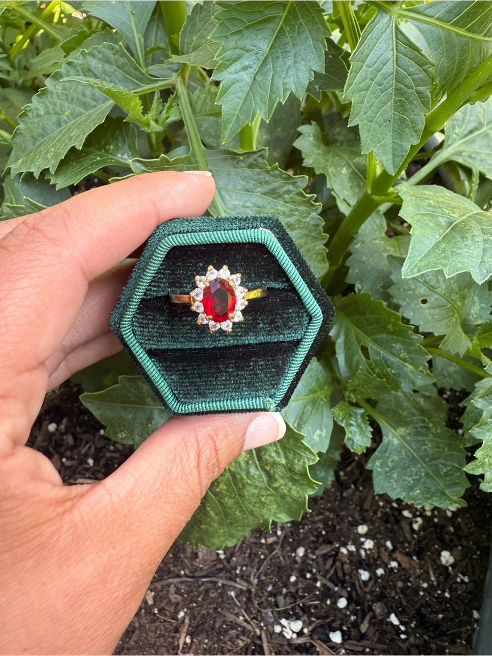 VTG 1980’s elegant ring size 7